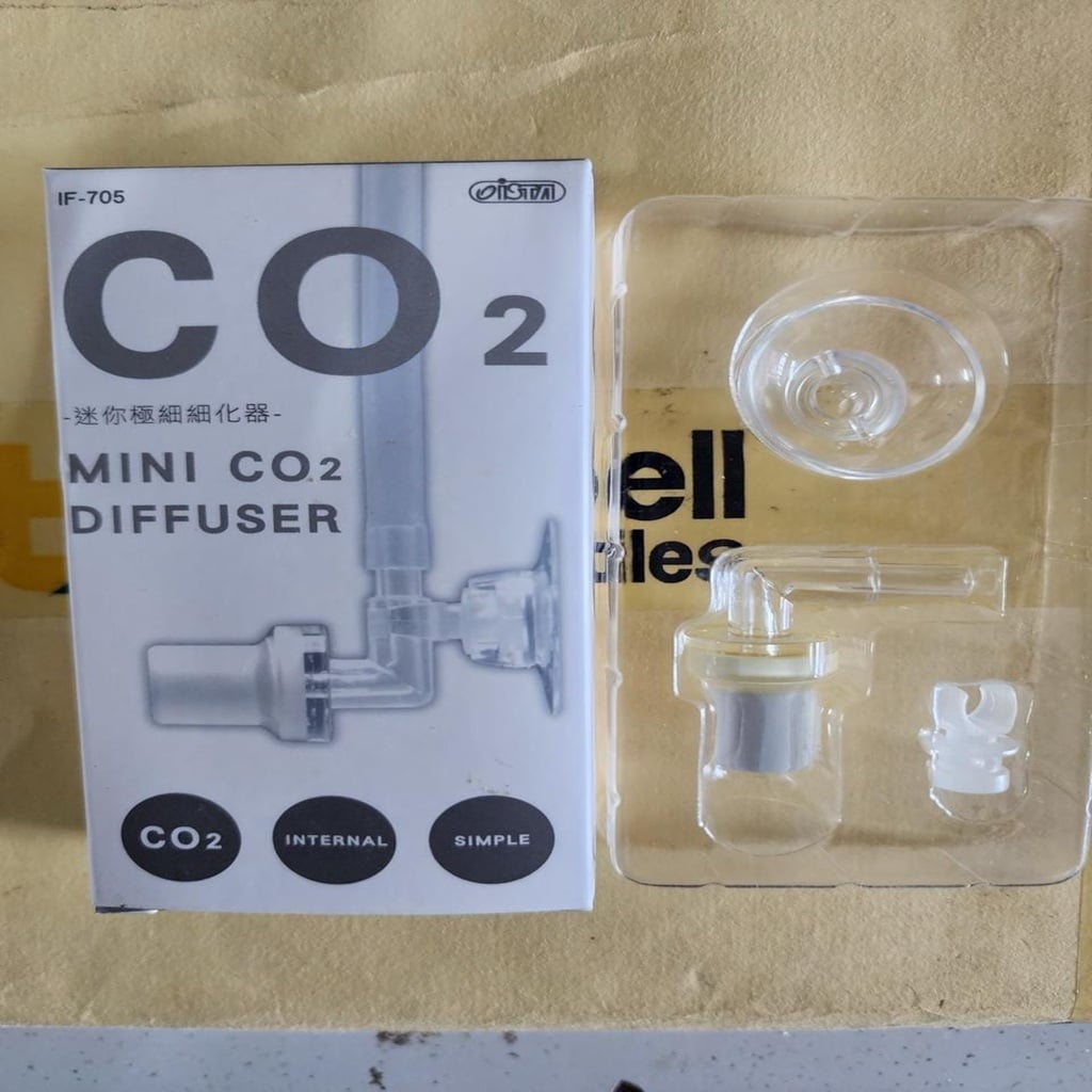 ISTA Mini CO2 Diffuser – Enhance Your Aquarium with Precision CO2 ISTA Mini CO2 Diffuser – Enhance Your Aquarium with Precision CO2