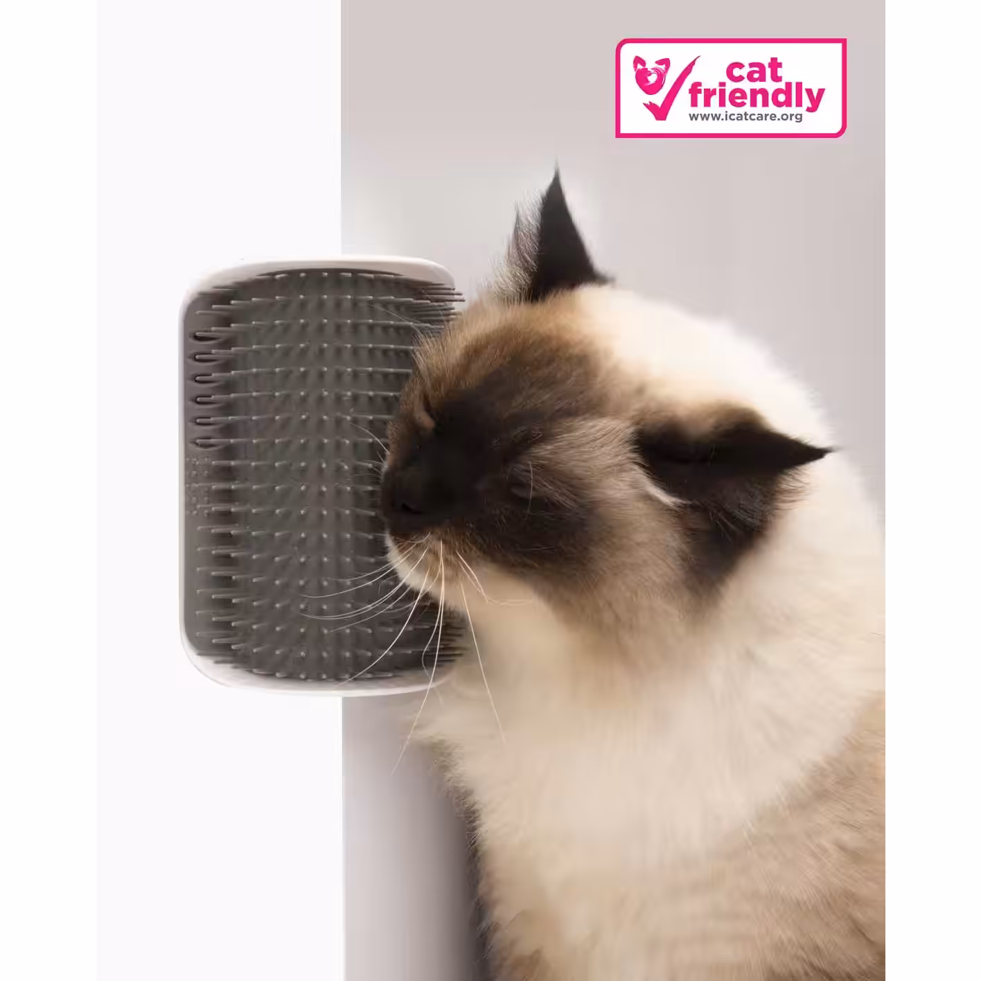 Catit-Senses-2.0-Self-Groomer-min_sraxts.jpg